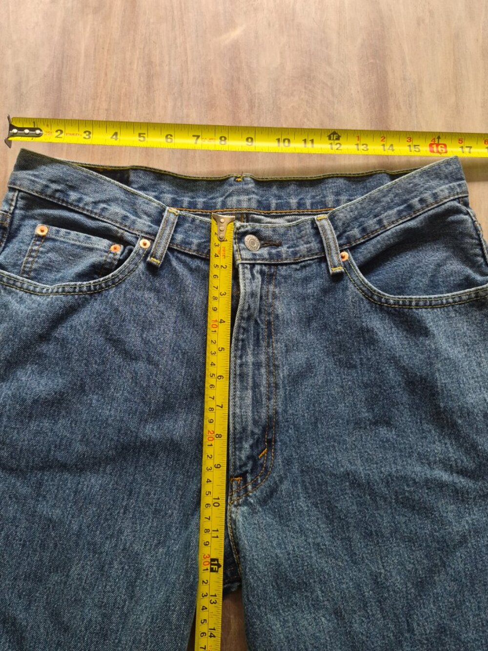 Levi's 550 Relaxed Fit Jeans Mens Size 36x32  Regular Wash Denim Blue - Picture 5 of 6